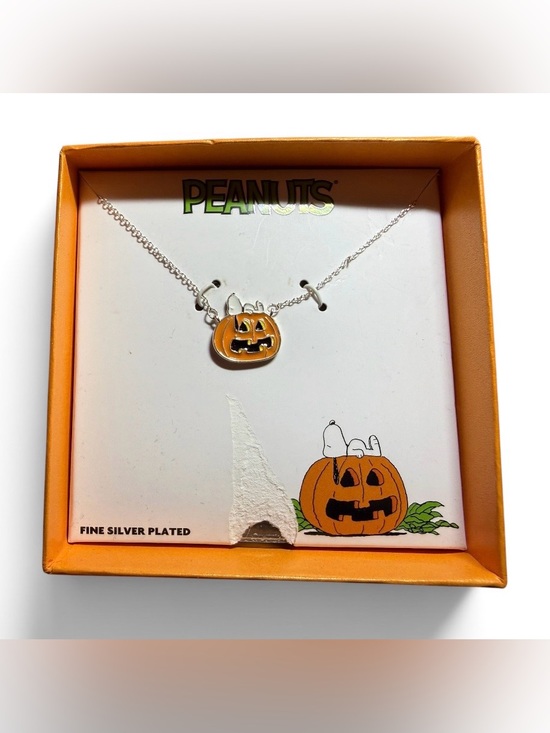 Peanuts Jewelry - Peanuts Snoopy Jack O Lantern Pumpkin Halloween Necklace Silver Plated NIB